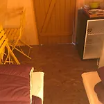 Les Genets * سان جان دي مونت