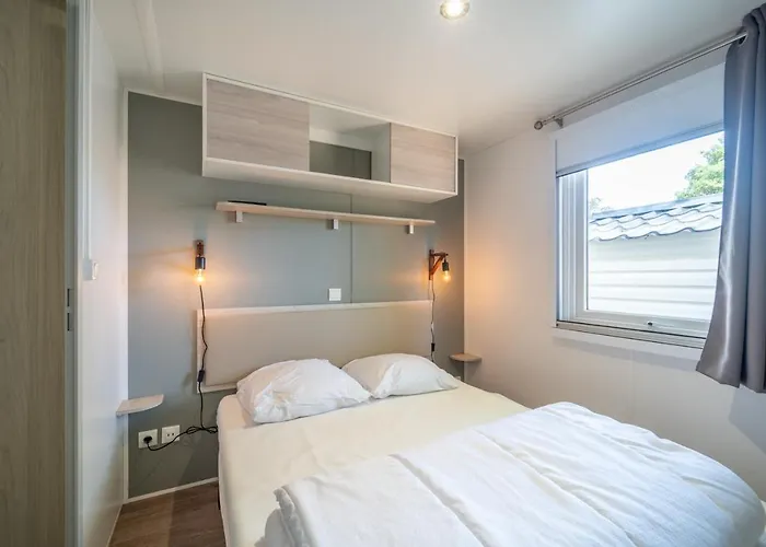 Les Genets Κάμπινγκ Σαιν-Ζαν-ντε-Μον